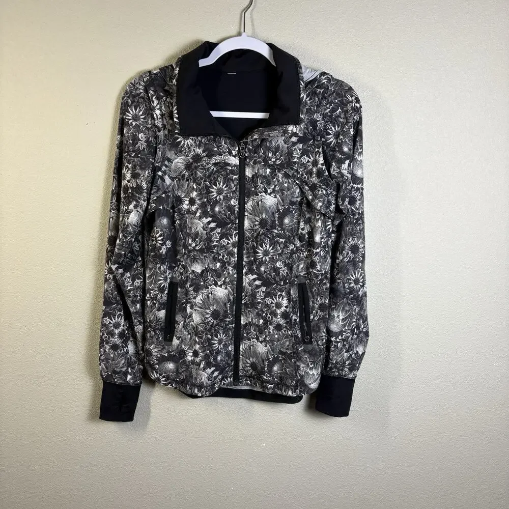 Lululemon Bring Back The Track‎ Jacket Womens 4 Flowabunga Black Grey Angel Wing